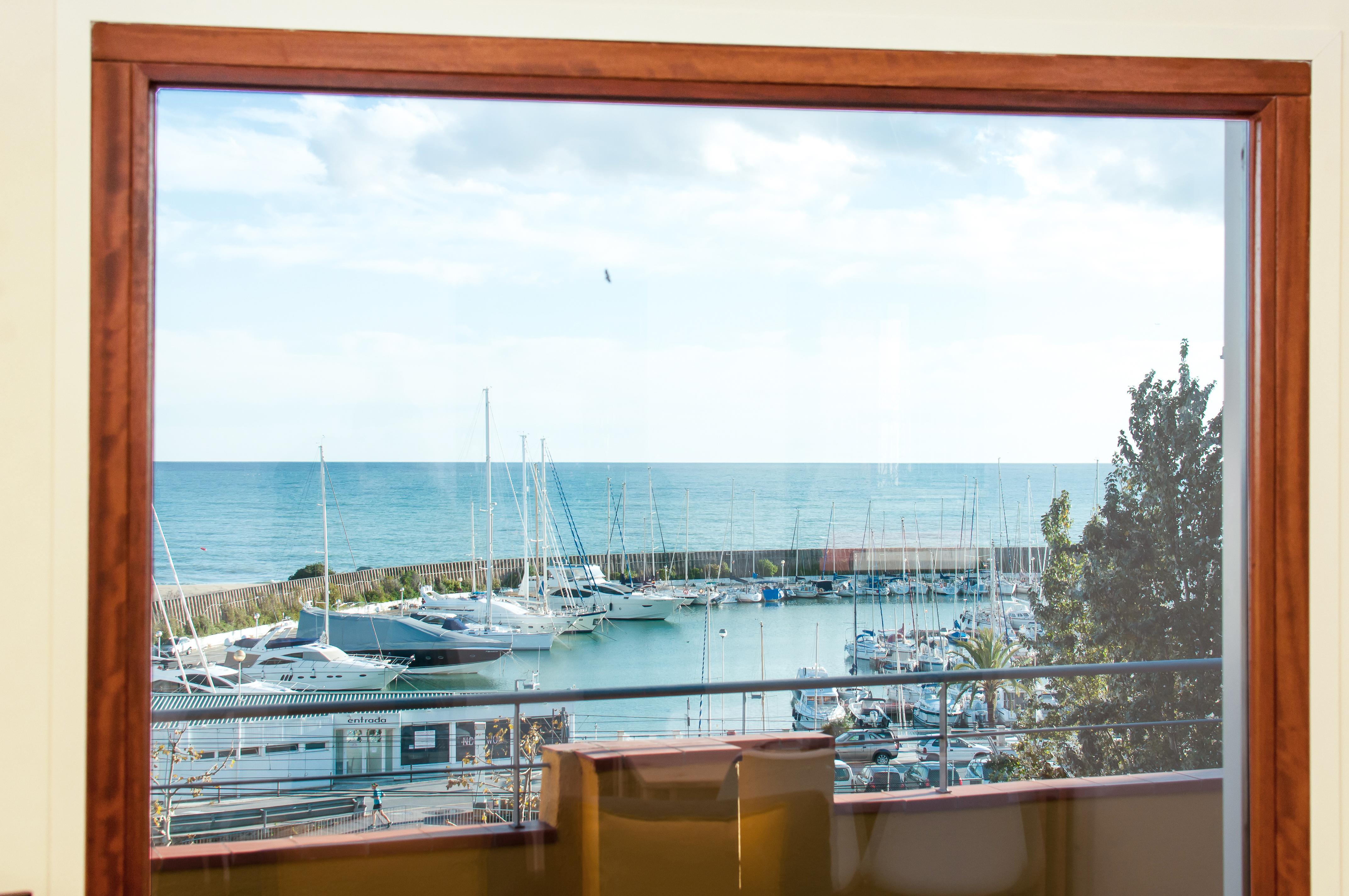 Ecogrusapartments Masnou Exterior photo